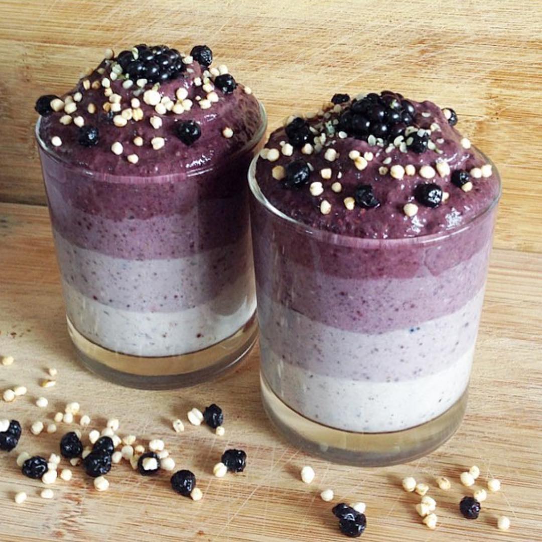 Purple blackberry smoothy